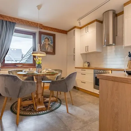 Tatry Mountains Apartment *